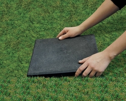 Grafitová gumová terasová dlažba FLOMA Stone - délka 30 cm, šířka 30 cm a výška 2,8 cm