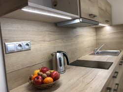 LED svítidlo pod kuchyňskou linku - na míru