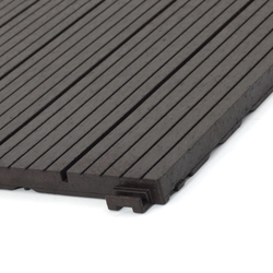 Hnědá gumová terasová dlažba FLOMA Cosmopolitan - délka 30 cm, šířka 30 cm a výška 1,5 cm